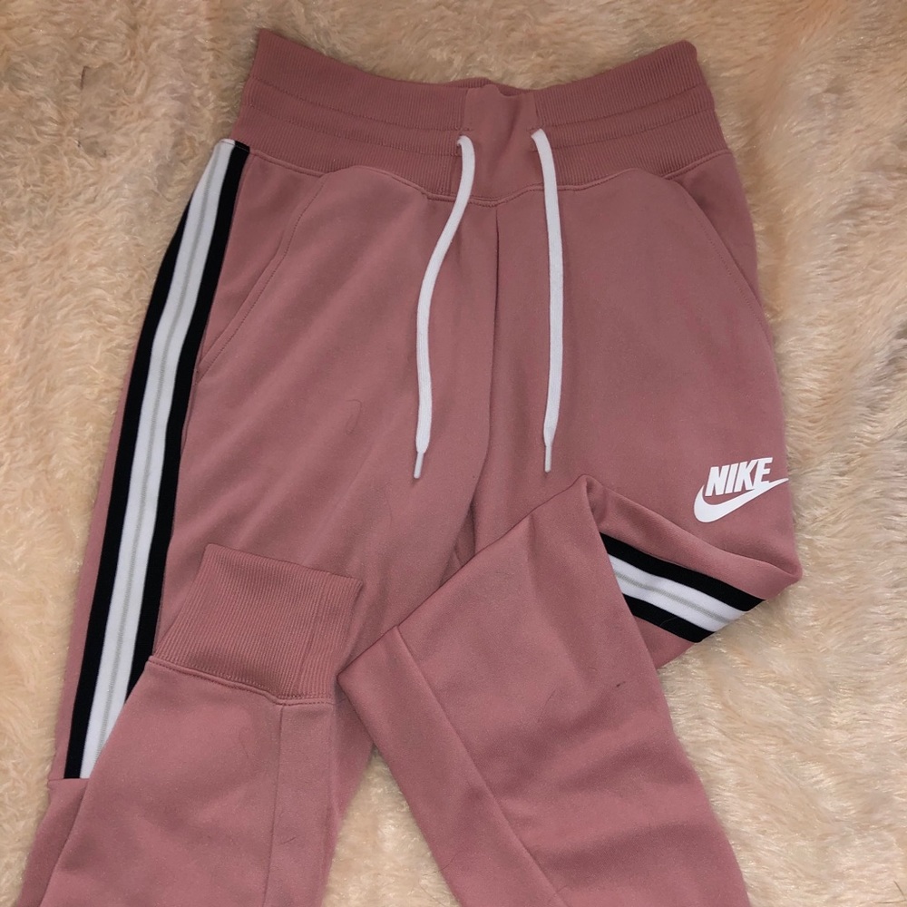 nike sweats